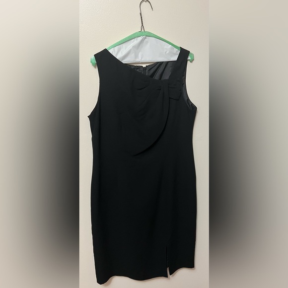 Women’s little black dress size 14. Jones Wear - Picture 1 of 3